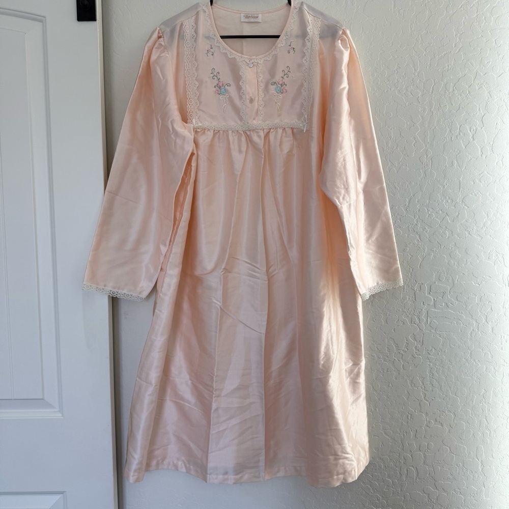 Vintage Barbizon Nightgown Mumu Granny Core Coquette Satin Pink Lace Embroidery
